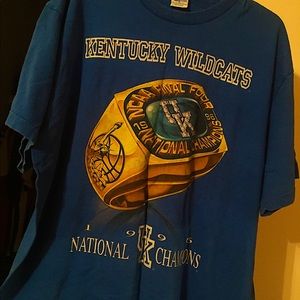 Vintage Kentucky Wildcats UK Shirt
